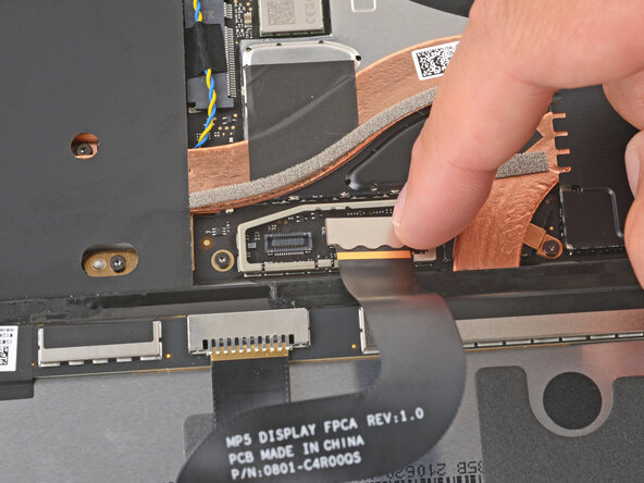Microsoft Surface Pro 7+ Screen Replacement, Connect the screen: stap 49, afbeelding 1 van 3