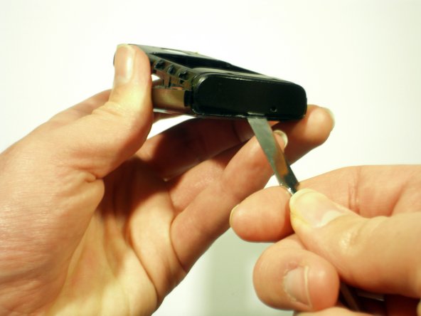 Samsung GT-E2120 Teardown: step 5, image 2 of 2