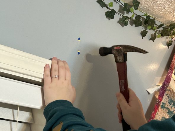 Curtain Rod Bracket Replacement: crwdns2935265:04crwdnd2935265:03crwdnd2935265:03crwdne2935265:0