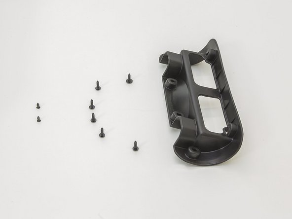 How to replace the extension handle on my trolley?: crwdns2935265:03crwdnd2935265:03crwdnd2935265:03crwdne2935265:0