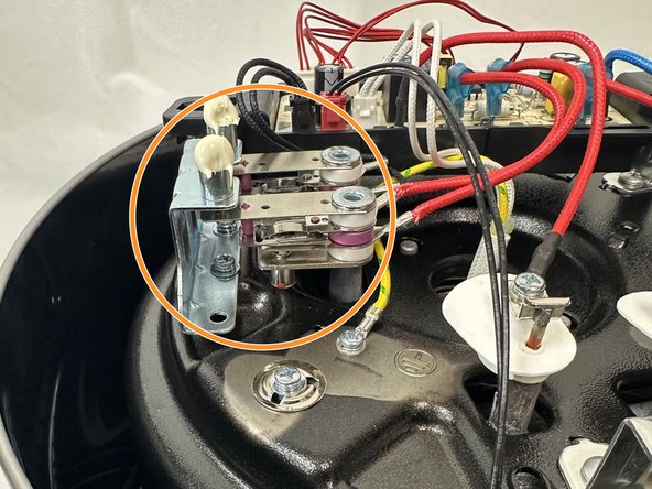 Instant Pot 60 EPC Pressure Sensor Replacement: crwdns2935265:03crwdnd2935265:03crwdnd2935265:03crwdne2935265:0