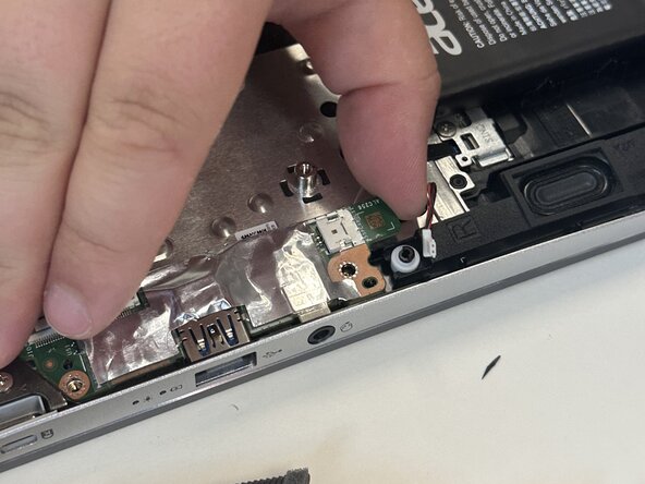 Acer Swift X N20C12 I/O Board Replacement: crwdns2935265:06crwdnd2935265:01crwdnd2935265:01crwdne2935265:0