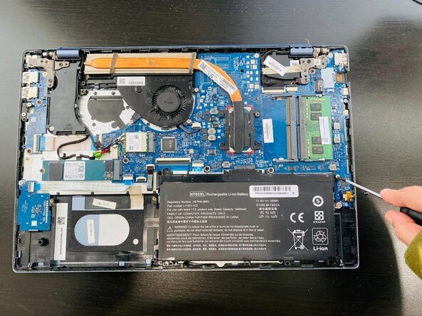 HP Pavilion 15-cs3003ca Cooling Fan Replacement: crwdns2935265:07crwdnd2935265:02crwdnd2935265:03crwdne2935265:0