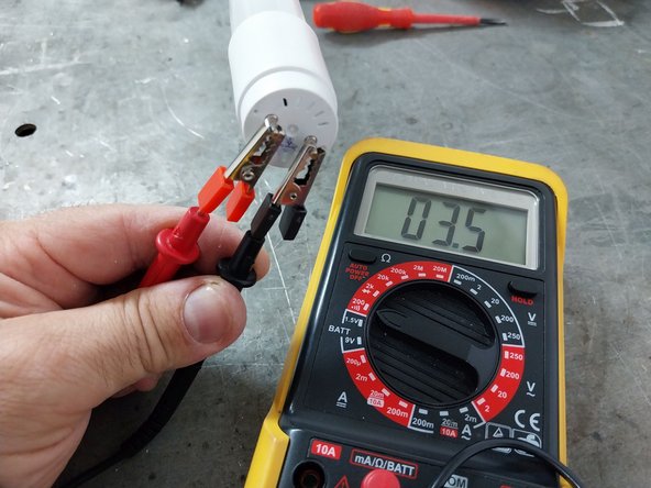 Modificación de una luminaria antigua de tubos fluorescentes, a tubos led, Recableado.: paso 25, imagen 1 de 2