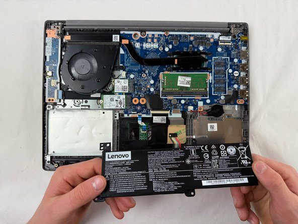 Lenovo IdeaPad 3-14IIL05 Battery Replacement, Battery: crwdns2935265:02crwdnd2935265:03crwdnd2935265:03crwdne2935265:0