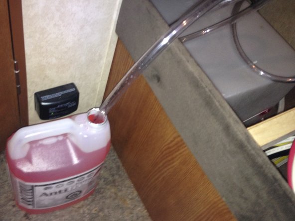 Wilwood 195BH Winterization, Antifreeze 1: crwdns2935265:09crwdnd2935265:02crwdnd2935265:03crwdne2935265:0