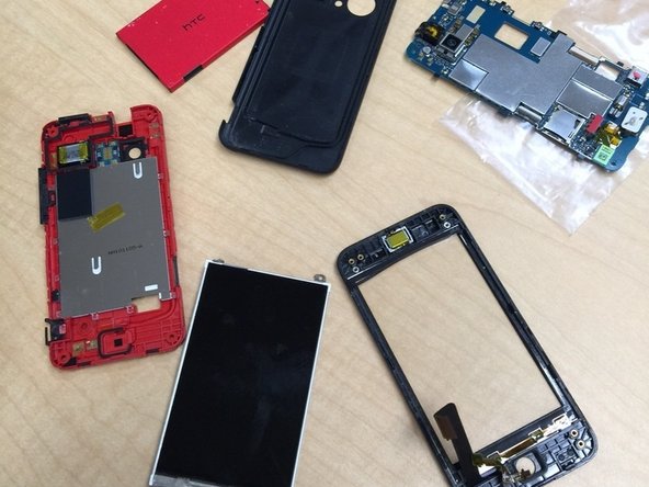 HTC Droid Incredible Teardown, Screen Is Removed: crwdns2935265:08crwdnd2935265:02crwdnd2935265:02crwdne2935265:0