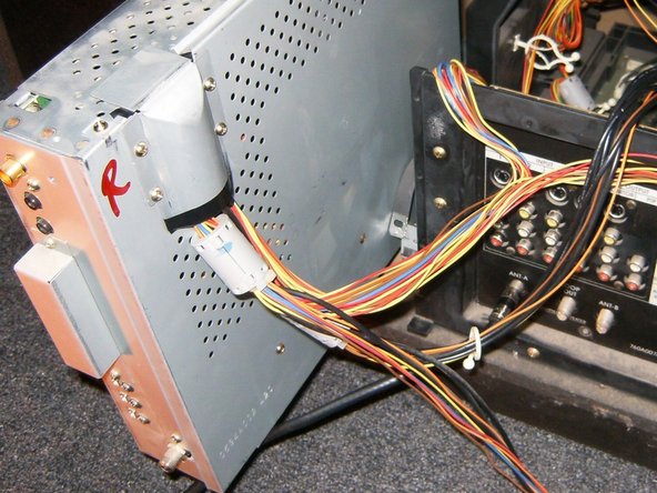 Repairing Mitsubishi WS-65511 Blinking green light fuse replacement: crwdns2935265:03crwdnd2935265:03crwdnd2935265:03crwdne2935265:0