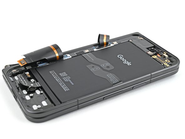 Google Pixel 9 Pro Fold Flip Battery Replacement, Secure the flip battery: 42 단계, 이미지 2개 중 2개