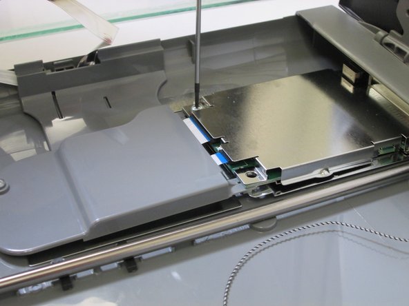 CanoScan LiDE 35 Square Port Removal, Square Port: crwdns2935265:04crwdnd2935265:02crwdnd2935265:03crwdne2935265:0