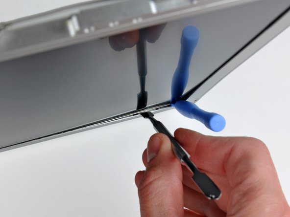 PowerBook G4 Aluminum 17" 1-1.67 GHz LCD Replacement: crwdns2935265:024crwdnd2935265:02crwdnd2935265:02crwdne2935265:0