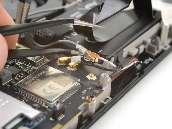 Steam Deck OLED Motherboard Replacement, Disconnect the antenna cables: step 23, image 3 of 3