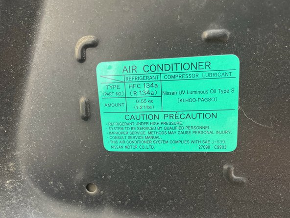 How to Recharge the A/C in a 2009 Infiniti G37: crwdns2935265:06crwdnd2935265:02crwdnd2935265:02crwdne2935265:0