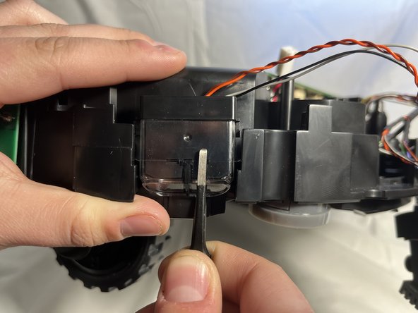 iRobot Roomba 890 Bumper Sensors Replacement: crwdns2935265:012crwdnd2935265:02crwdnd2935265:02crwdne2935265:0