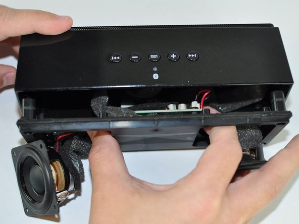 AmazonBasics BTV1 Battery Replacement: crwdns2935265:03crwdnd2935265:02crwdnd2935265:02crwdne2935265:0