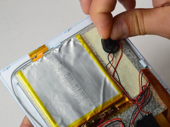 Chromo Inc. T2 Internal Speaker Replacement, Removing the Tape: crwdns2935265:03crwdnd2935265:02crwdnd2935265:03crwdne2935265:0