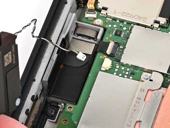 Nintendo Switch 2 Speakers Replacement, Connect the right speaker: crwdns2935265:043crwdnd2935265:01crwdnd2935265:03crwdne2935265:0