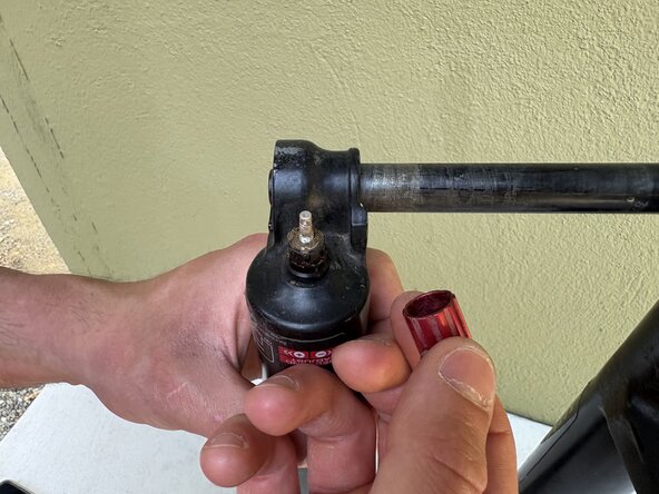 Fox32 Mountain Bike Front Air Suspension Fork Seal and Oil Replacement: étape 23, image 3 de 3