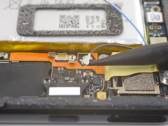 Google Pixel 3 Charging Assembly Replacement, Disconnect the black antenna cable: step 23, image 2 of 2