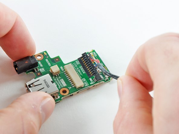 HP Mini 1000 USB & Power Board Replacement: crwdns2935265:050crwdnd2935265:02crwdnd2935265:02crwdne2935265:0