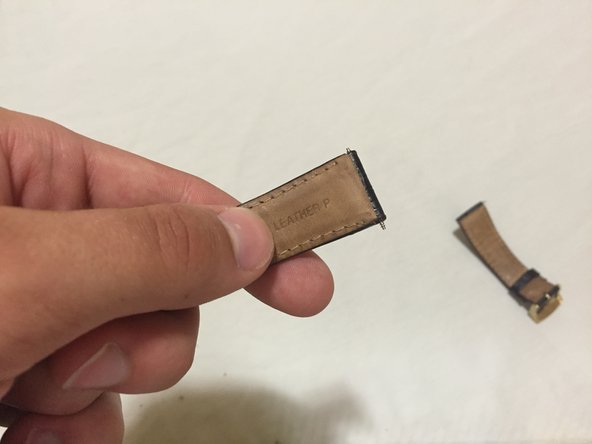 Be careful not to put the new straps on the wrong side of the body.