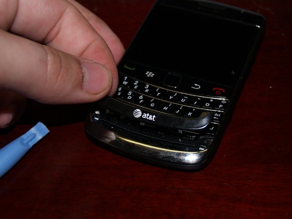 BlackBerry Bold 9700 Teardown: crwdns2935265:04crwdnd2935265:03crwdnd2935265:03crwdne2935265:0