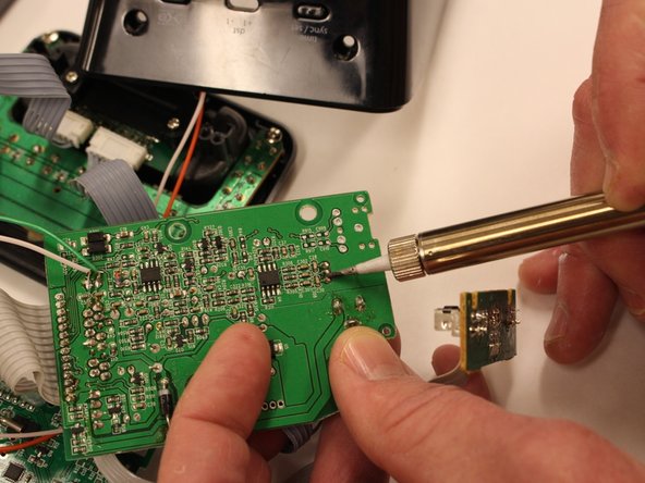 iHome iP21 Motherboard Replacement, Cables: crwdns2935265:06crwdnd2935265:02crwdnd2935265:03crwdne2935265:0