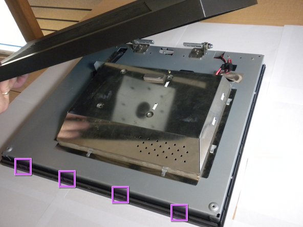 Sceptre X9 Komodo VII Board Cover Replacement: crwdns2935265:05crwdnd2935265:03crwdnd2935265:03crwdne2935265:0