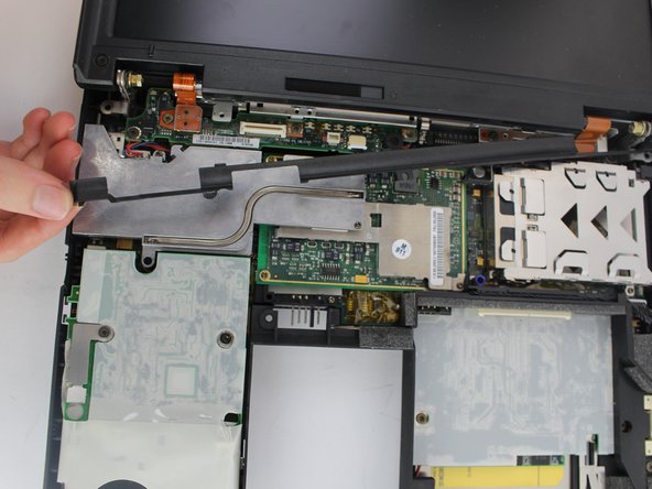 IBM ThinkPad 600E Display Replacement, Display: crwdns2935265:010crwdnd2935265:02crwdnd2935265:02crwdne2935265:0