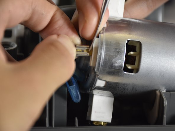 Shark Navigator Lift-Away Deluxe NV360 Roller Brush Motor Replacement: crwdns2935265:012crwdnd2935265:02crwdnd2935265:03crwdne2935265:0