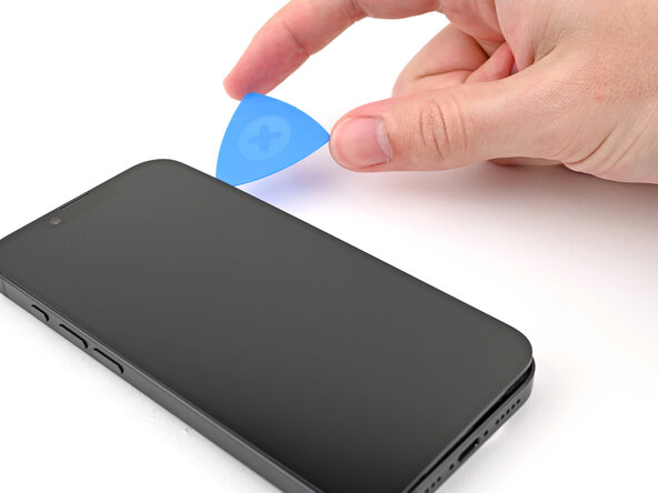 iPhone 16e Screen Replacement