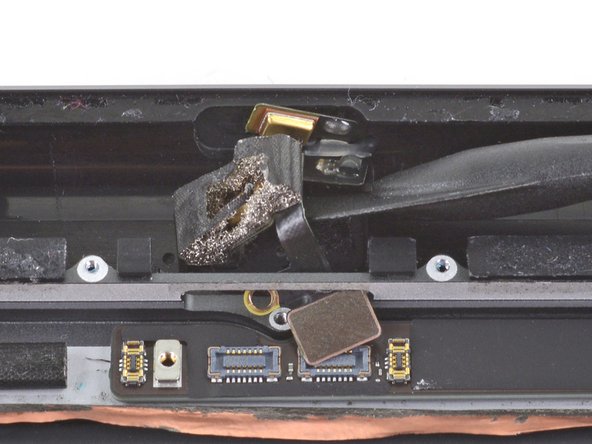 iPad 8 LTE Microphone Assembly Replacement