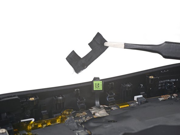 HTC Vive XR Elite Proximity Sensor Replacement, Peel the tape: crwdns2935265:046crwdnd2935265:03crwdnd2935265:03crwdne2935265:0