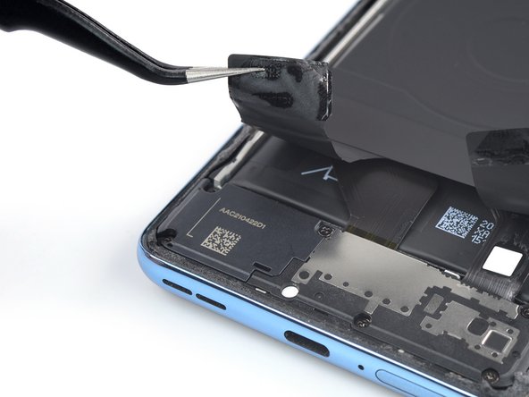 OnePlus 9 5G Screen Replacement: step 12, image 2 of 2