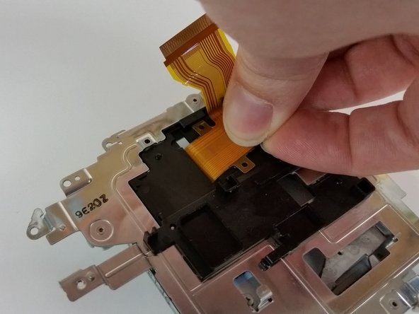 Sony Handycam DCR-DVD650 Laser Assembly Replacement: crwdns2935265:025crwdnd2935265:02crwdnd2935265:03crwdne2935265:0