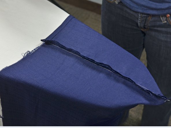 Press and Iron Fabrics, Ironing a Seam: 4 단계, 이미지 2개 중 2개