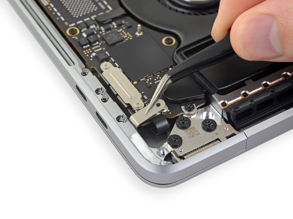 MacBook Pro 15" Touch Bar 2019 Battery Replacement: crwdns2935265:033crwdnd2935265:02crwdnd2935265:03crwdne2935265:0