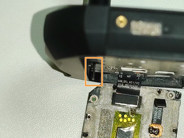 Unihut Titan Pocket Keyboard Disassembly Guide, Keyboard disassembly: étape 8, image 3 de 3