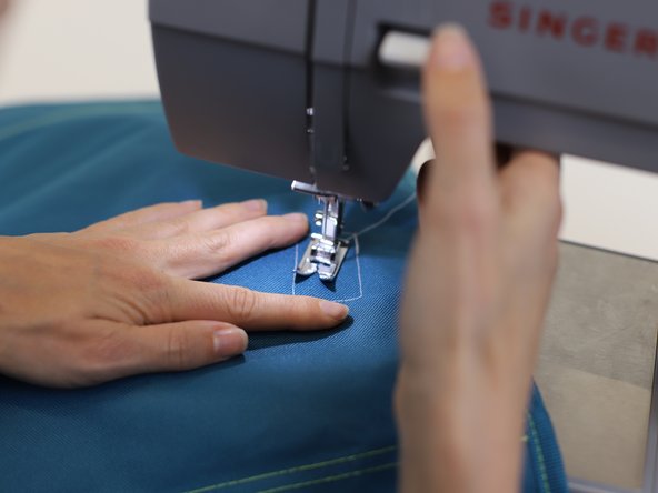 How to Repair a Tear in a Camping Chair, Reinforce the stitch: crwdns2935265:08crwdnd2935265:02crwdnd2935265:03crwdne2935265:0