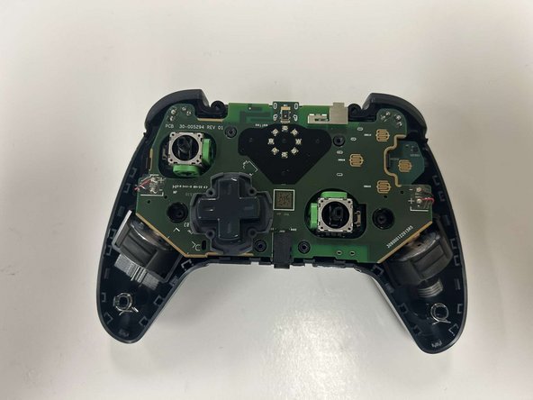 Amazon Luna Controller Joystick Cover Replacement: stap 0, afbeelding 2 van 2