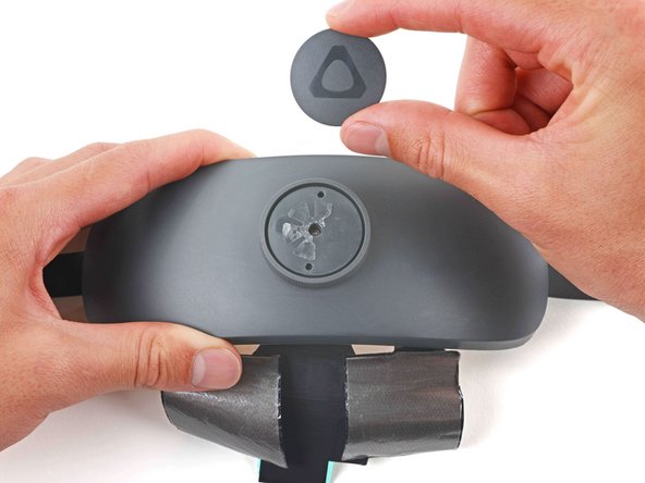 HTC Vive XR Elite Headstraps Replacement, Remove the adjustment dial faceplate: crwdns2935265:031crwdnd2935265:03crwdnd2935265:03crwdne2935265:0
