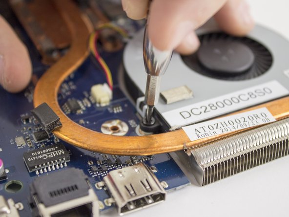 Dell Inspiron 17R-5737 Cooling Fans Replacement, Cooling Fan: crwdns2935265:014crwdnd2935265:02crwdnd2935265:02crwdne2935265:0