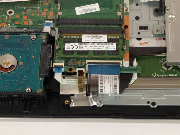 HP Pavilion 15-ab243cl RAM Stick Replacement: stap 0, afbeelding 3 van 3
