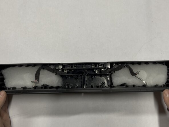 Razer Leviathan V2 X Disassembly Guide, Main board screws: crwdns2935265:014crwdnd2935265:02crwdnd2935265:02crwdne2935265:0