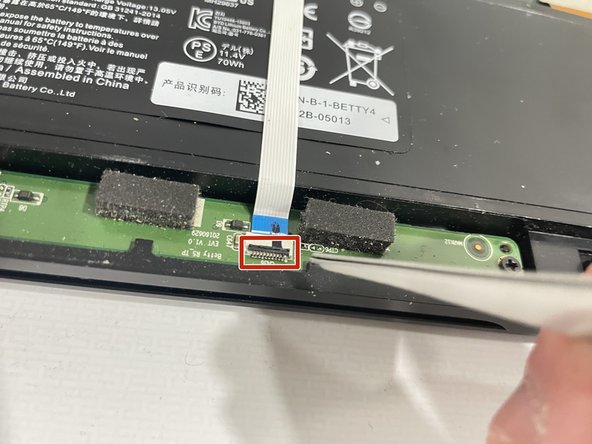 Razer Blade 2014 Battery Replacement: crwdns2935265:05crwdnd2935265:02crwdnd2935265:03crwdne2935265:0