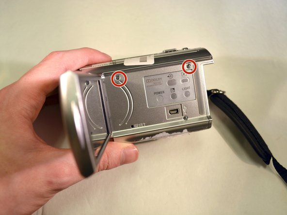 Sony Handycam DCR-SR68 Speaker Replacement: crwdns2935265:014crwdnd2935265:02crwdnd2935265:02crwdne2935265:0