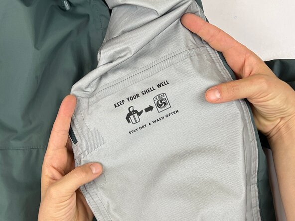 How to Reapply Durable Water Repellent (DWR) Coating: crwdns2935265:02crwdnd2935265:03crwdnd2935265:03crwdne2935265:0