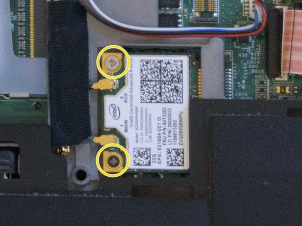 Lenovo ThinkPad T530 WAN Card Replacement, Disconnecting the WAN Card: crwdns2935265:015crwdnd2935265:03crwdnd2935265:03crwdne2935265:0