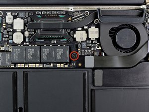 MacBook Air 13インチ Mid 2012 SSDの交換 - iFixit 修理ガイド