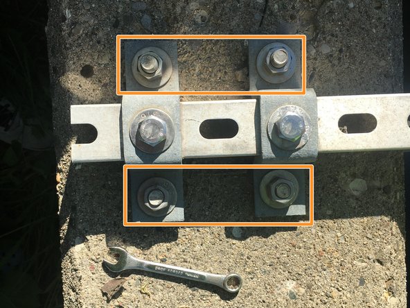 Depth Sensor Node Bridge Mounted Replacement Procedure, Attaching the U-brackets to the bridge mount: crwdns2935265:05crwdnd2935265:03crwdnd2935265:03crwdne2935265:0